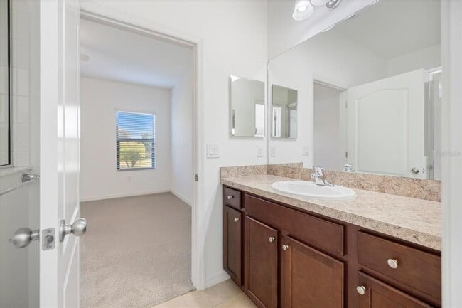 Building Photo - 229 Livorno Wy