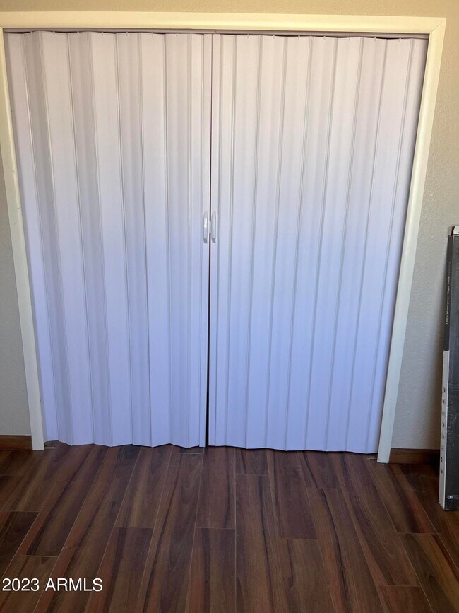 Building Photo - 16013 S Desert Foothills Pkwy