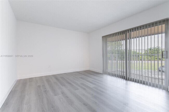 Building Photo - 5301 SW 77th Ct