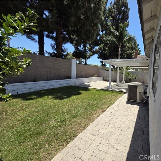 Building Photo - 14232 Matisse Ave