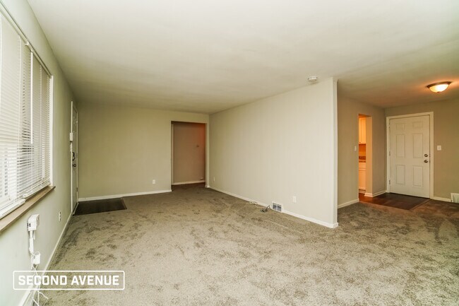 Building Photo - 273 Bramble St
