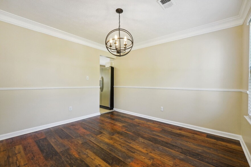 Small diningroom or office area off kitchen - 7016 Grinder Drive