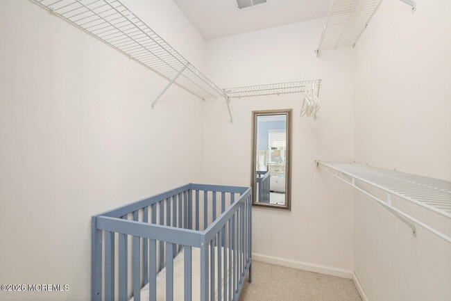 Building Photo - 116 Sunset Dr N