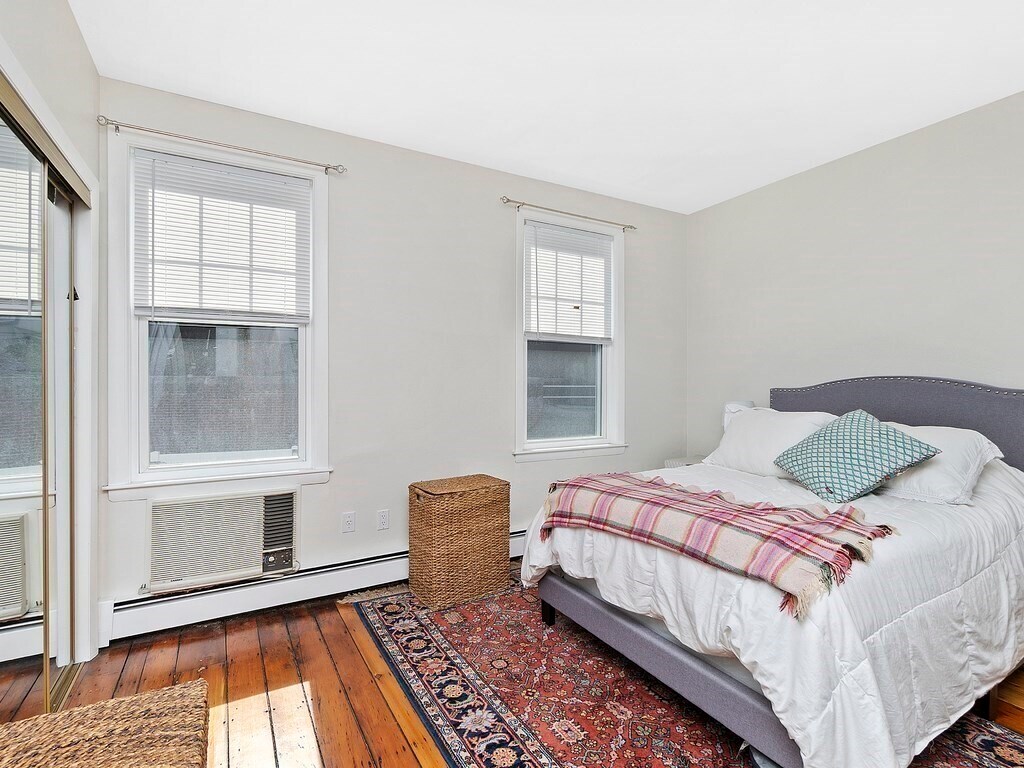 Building Photo - 20 Park St