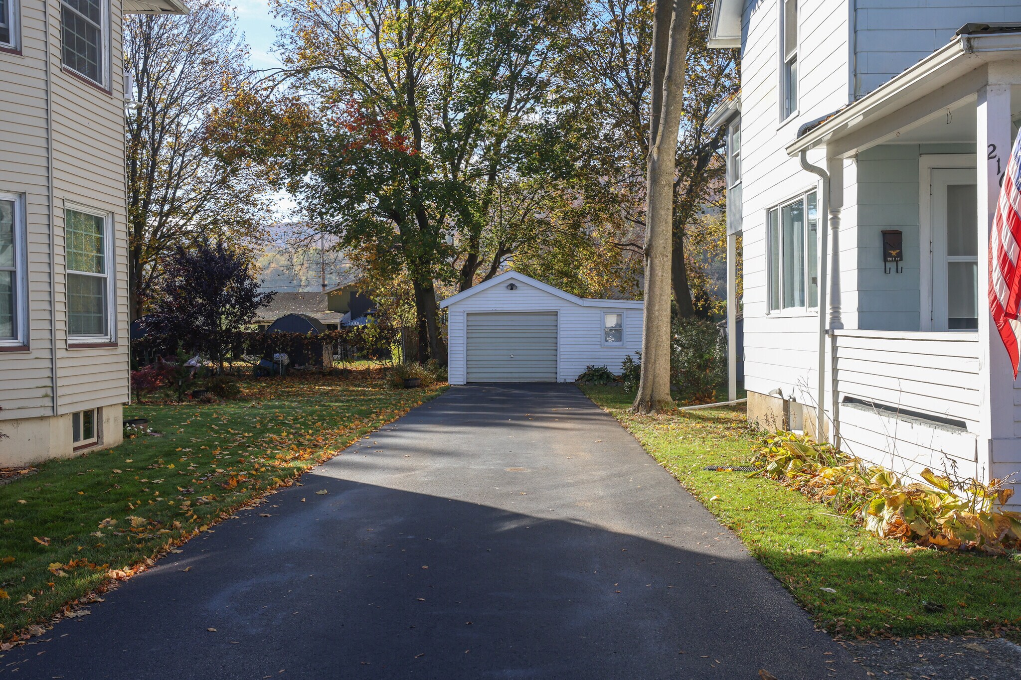 Driveway - 216 W William St