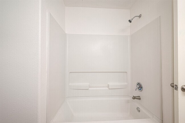 Building Photo - 29019 Red River Loop