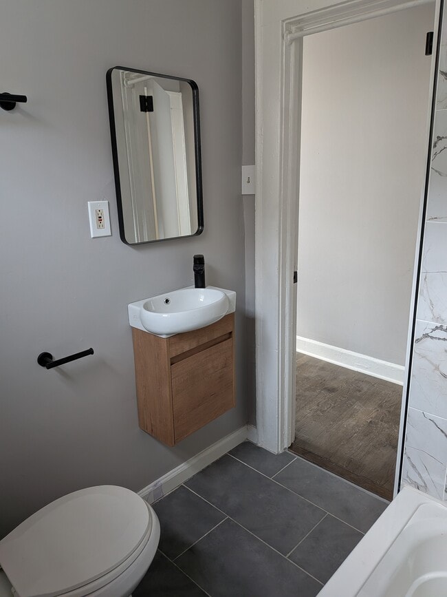 Floorplan - 382 Bloomfield Ave