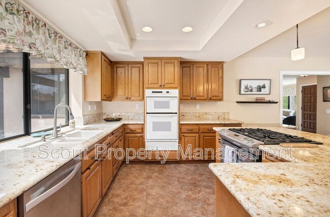 Building Photo - 1028 Capra Way