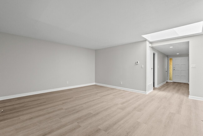 Building Photo - 26851 Oak Branch Cir