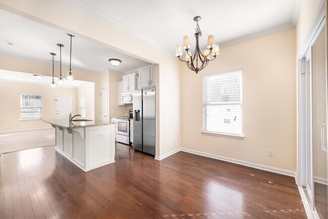 Building Photo - 4276 Sutwick Dr