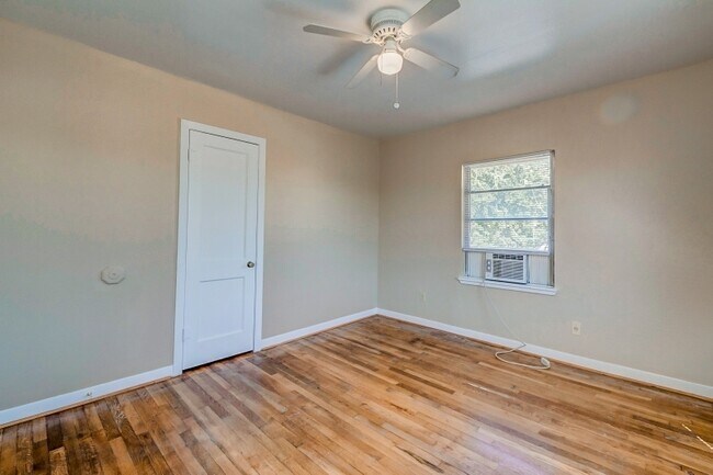 Building Photo - Homes For Rent In TX: Galena Park 77547 – Holland 3BR