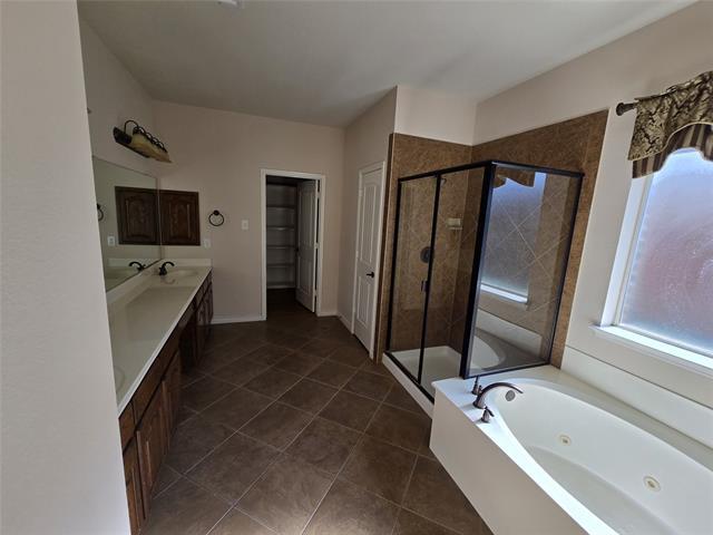 Building Photo - 1437 Tudor Dr