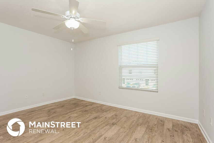 Building Photo - 558 Eiseman Wy