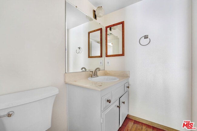 Building Photo - 6232 Nita Ave
