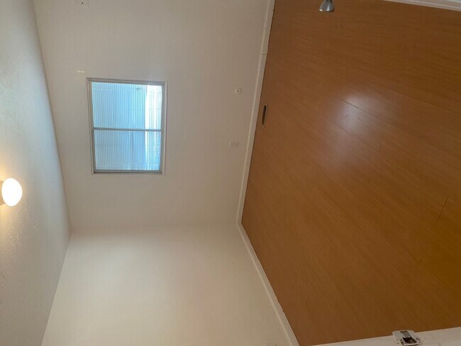 Building Photo - 2125 W 7560 S