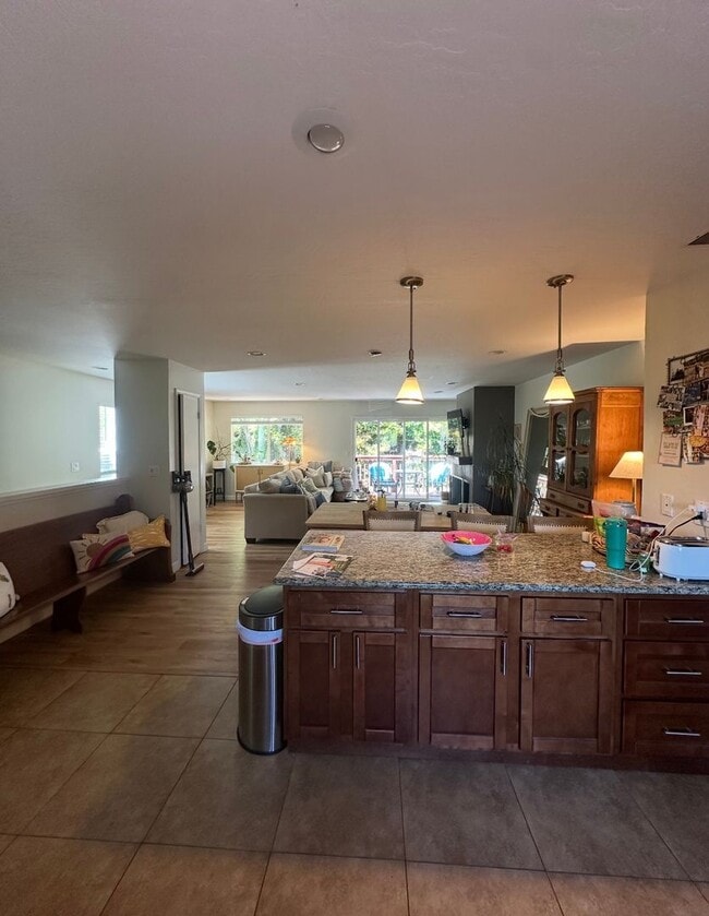 Building Photo - Spacious Townhome Near Dominican Hospital