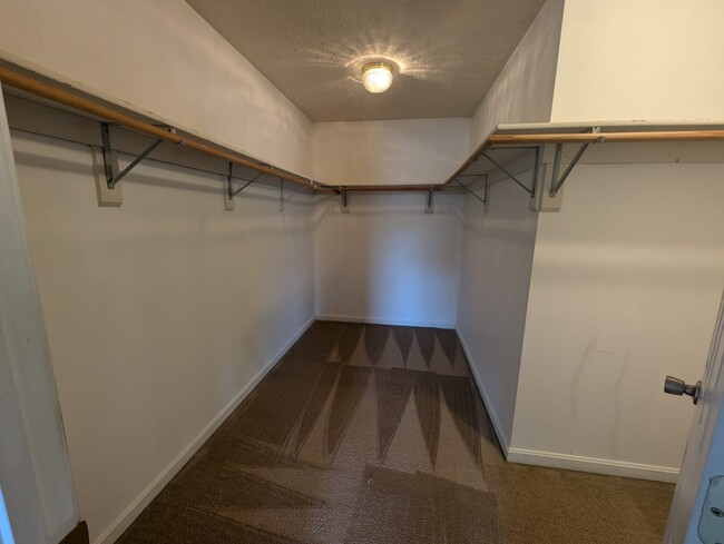 Walk-in closet - 12124 Burning Ridge Ct