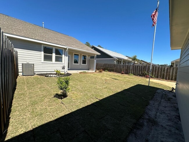 Building Photo - 834 Cannon Ln