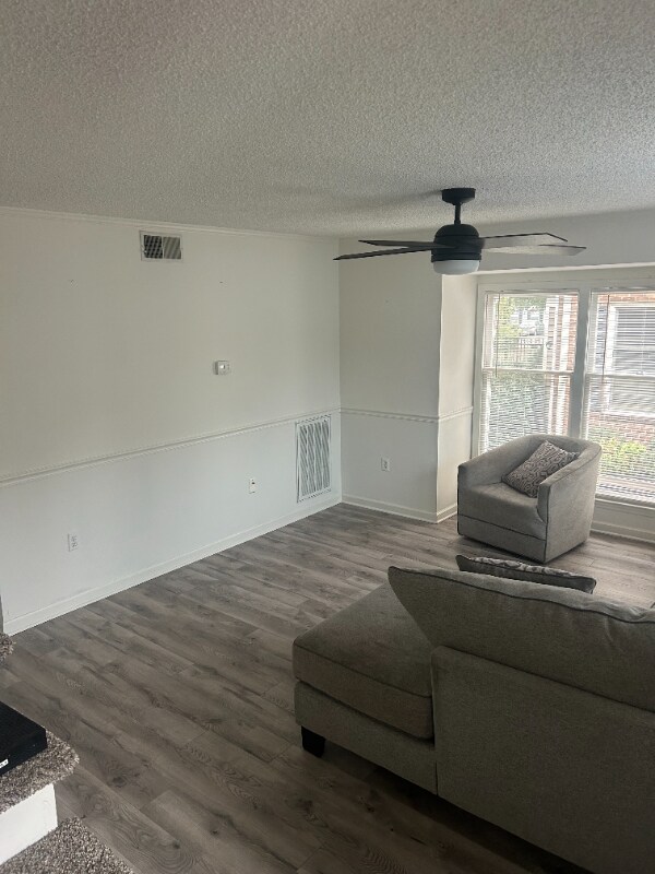 Building Photo - 6702 Jefferson Pl