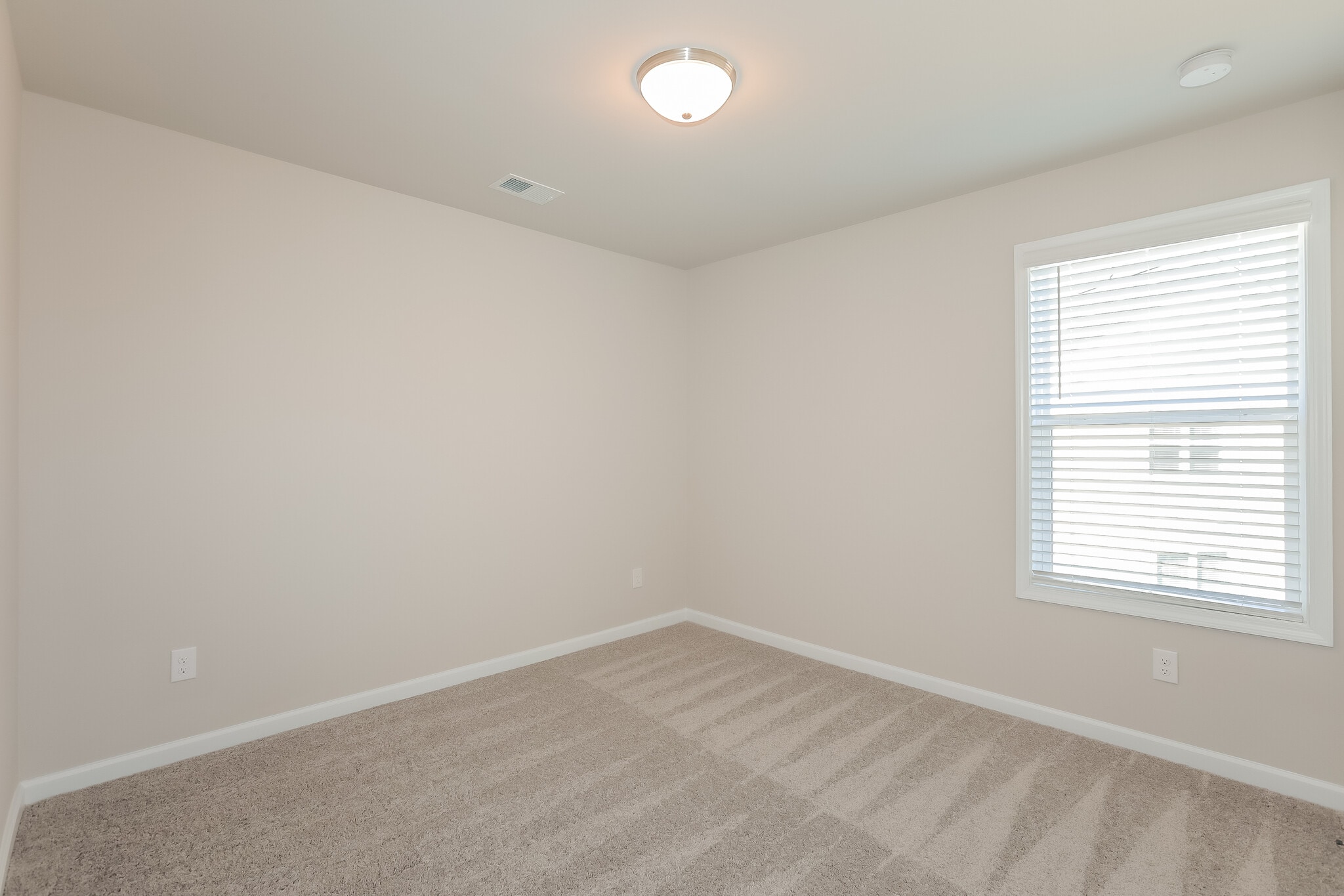 Building Photo - 3457 Sugarberry Dr