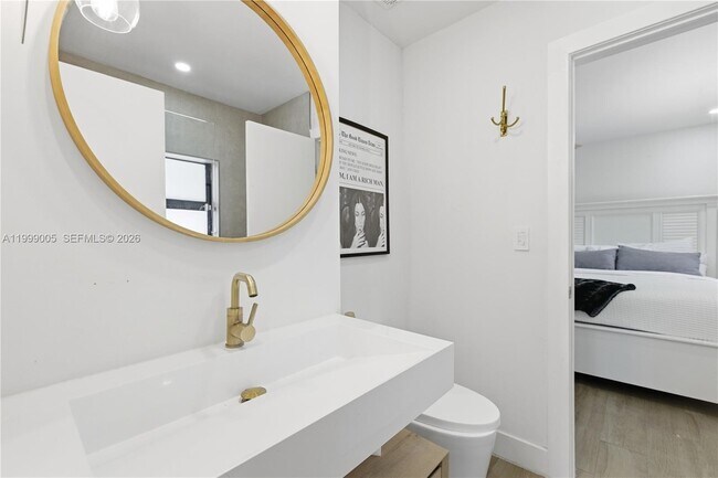 Building Photo - 86 NE 110th St