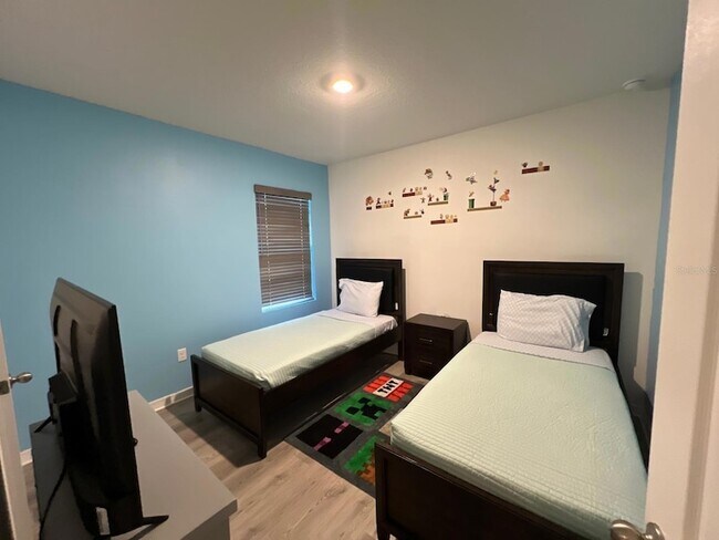 Building Photo - 1056 Brooklet Dr