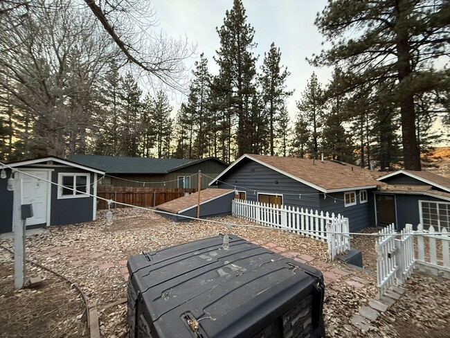 Building Photo - Big Bear Home with Jacuzzi