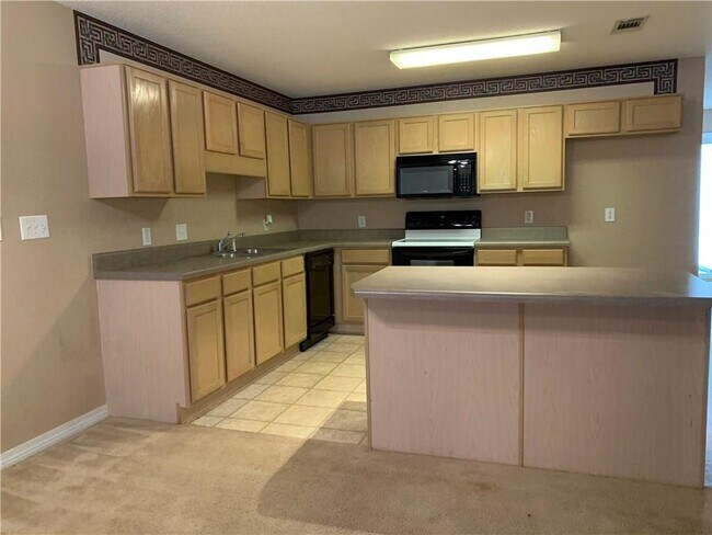 Building Photo - 755 Willow Springs Dr