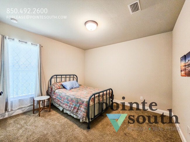 Building Photo - 8881 Bellawood Cir
