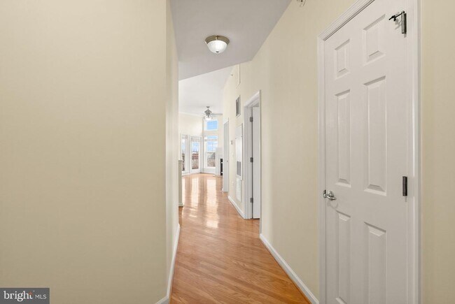 Primary Photo - 3840 Lightfoot St