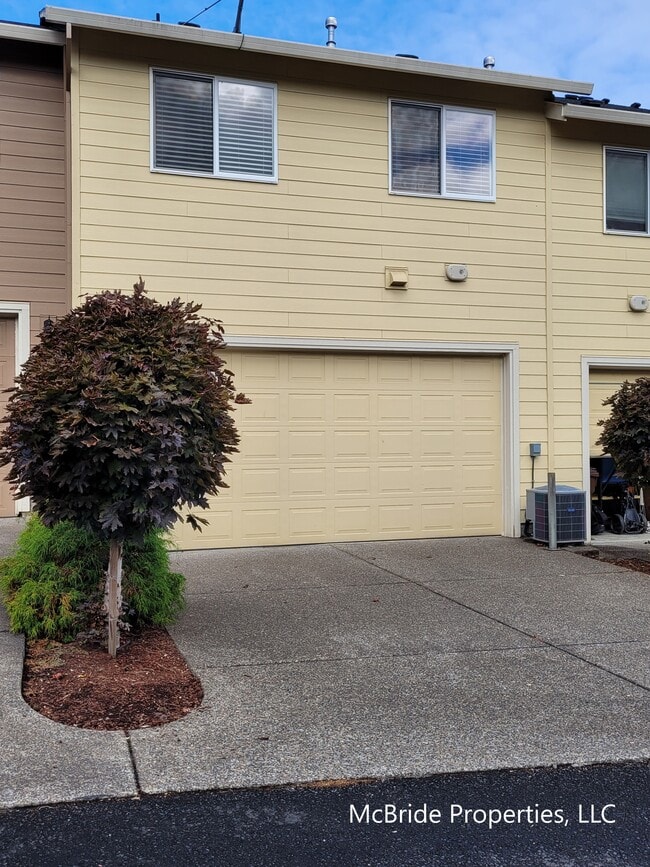Building Photo - 13988 Passage Pkwy