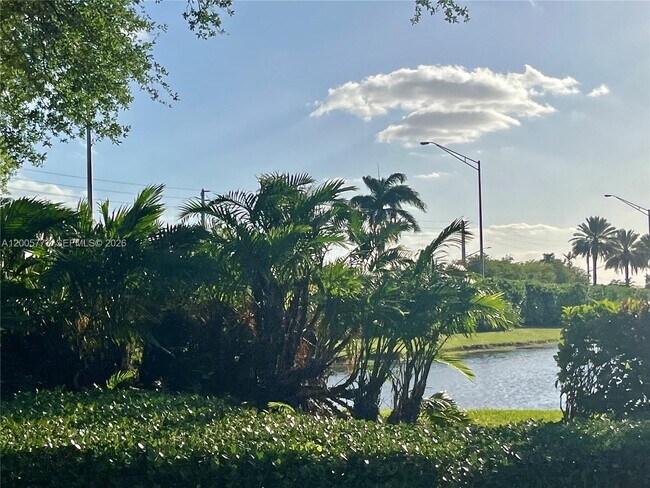 Building Photo - 1346 SW 113th Terrace