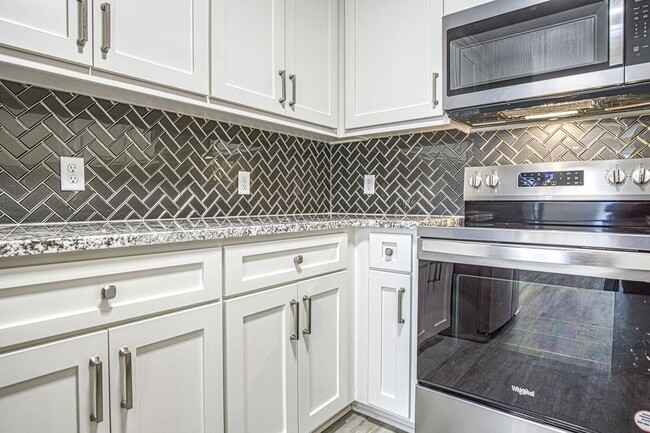 Building Photo - 49 Destino Way