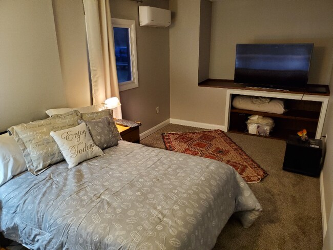 Building Photo - 3415 N Huetter Rd