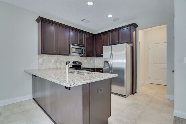 Building Photo - Canterbury Farms 3 Bed 2.5 Bath!