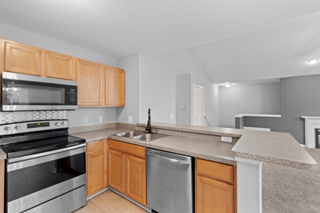 Building Photo - 51663 Hale Ln