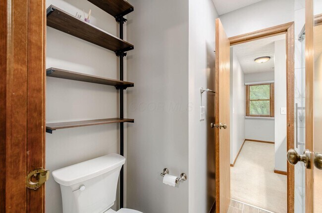 Building Photo - 5841 Elmbridge Ln