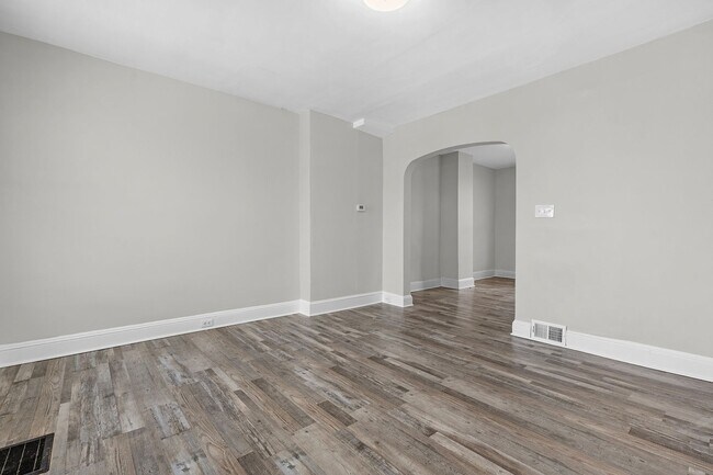 Building Photo - Charming Updated Rowhome in Belair-Edison – Move-In Ready!
