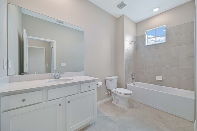 Building Photo - NEW CONSTRUCTION - 2/2 + Loft & 1 Car Garage in Ibis Landing!