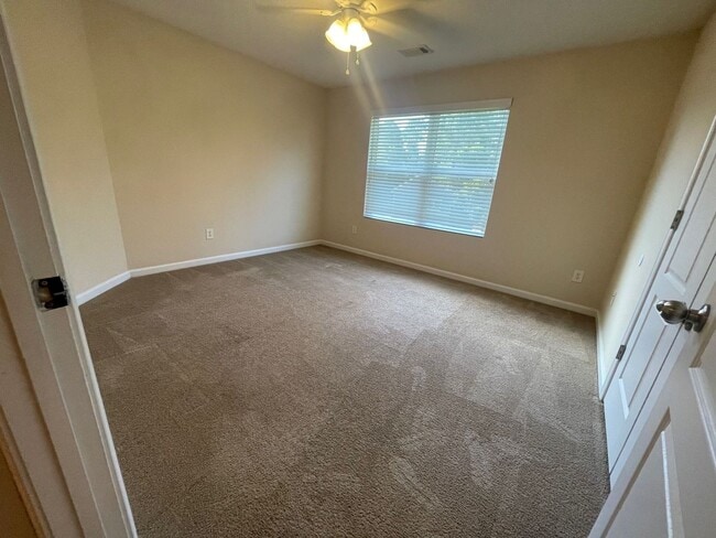 Building Photo - PRE-LEASING FOR AUGUST 2026!