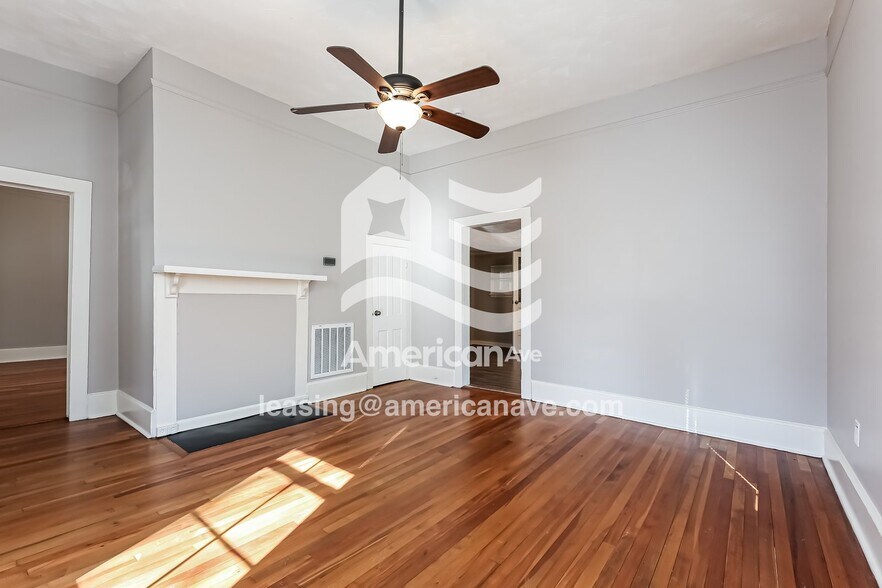 Building Photo - 3 Jackson St