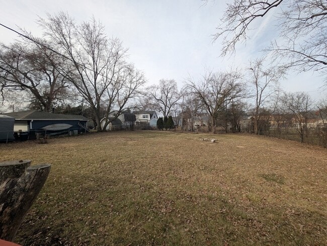 Building Photo - 4230 Lindley St