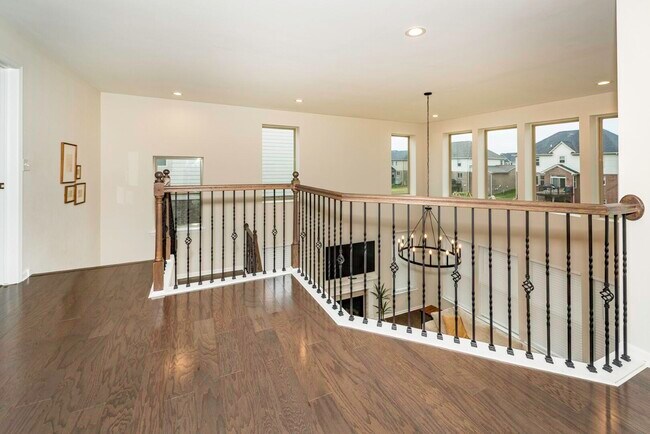 Building Photo - 50236 Amberwood Rd