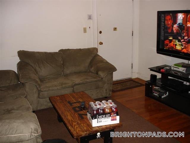 Building Photo - 27 Egremont Rd