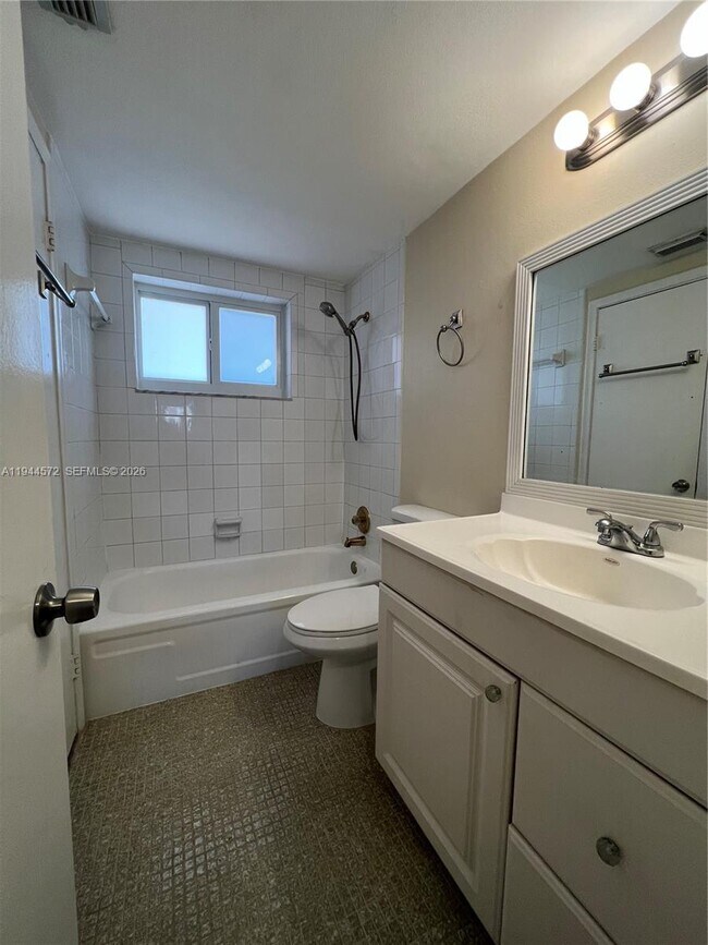 Building Photo - 7730 Camino Real