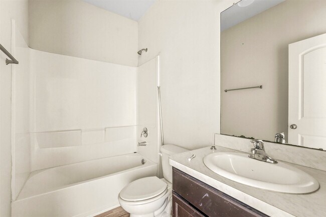 Building Photo - 18025 Atwood Mill Dr