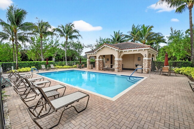 Building Photo - 10457 Wellington Parc Dr