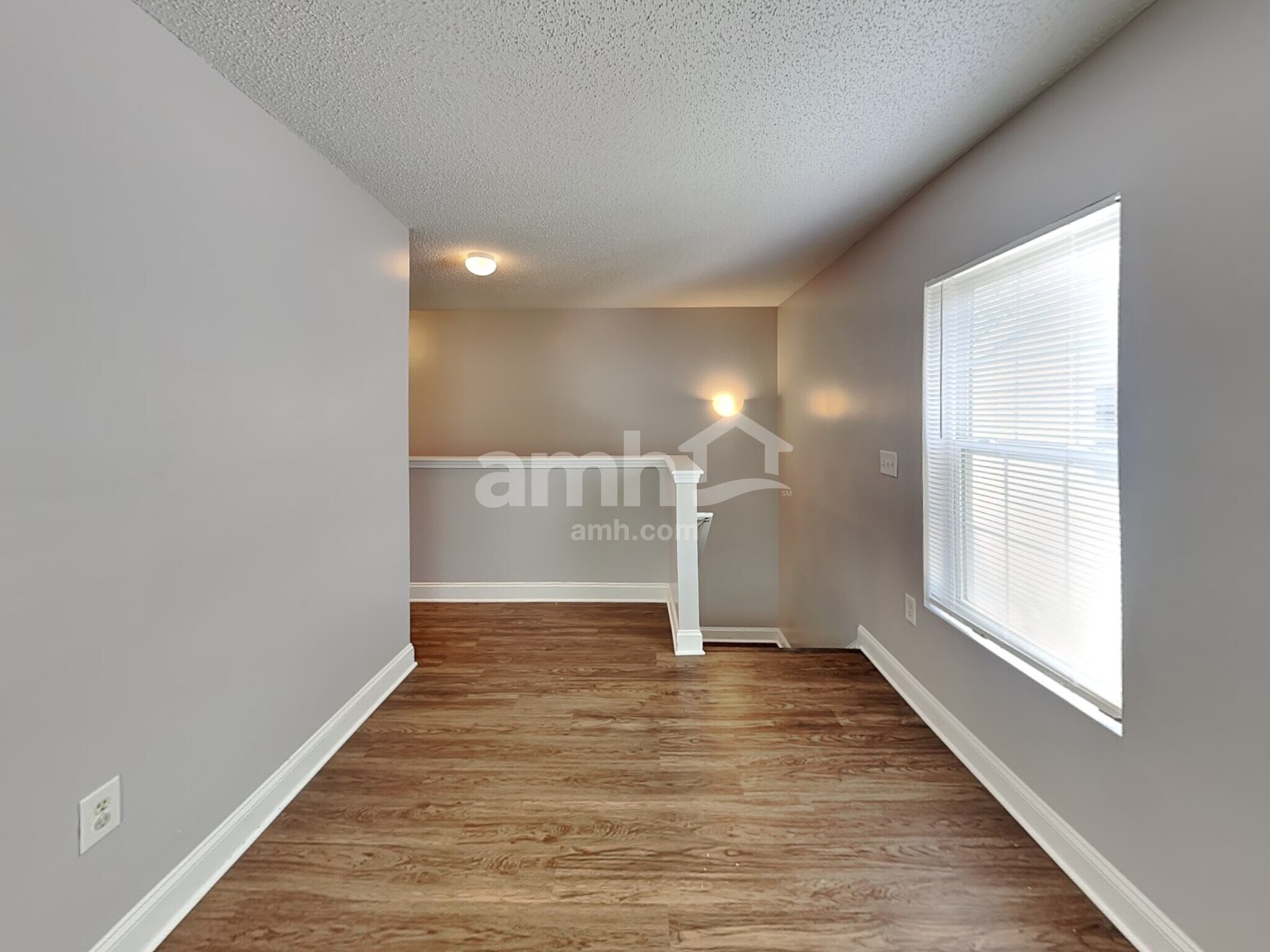 Building Photo - 312 Lameshur Ln