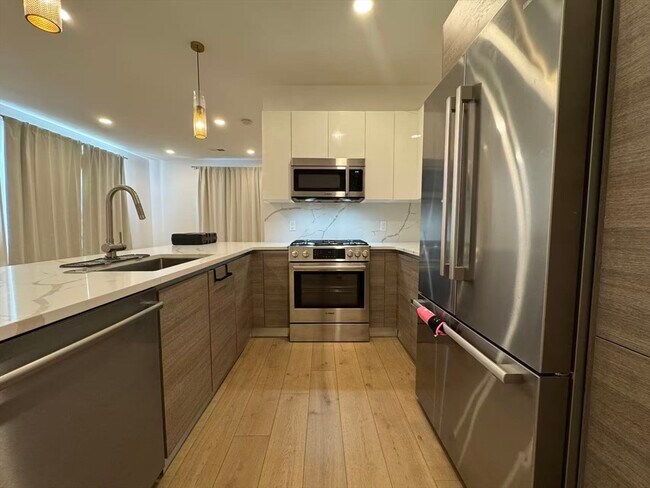 Building Photo - 30 Penniman Rd