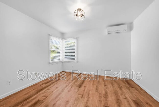 Building Photo - 21747 Orange Ave